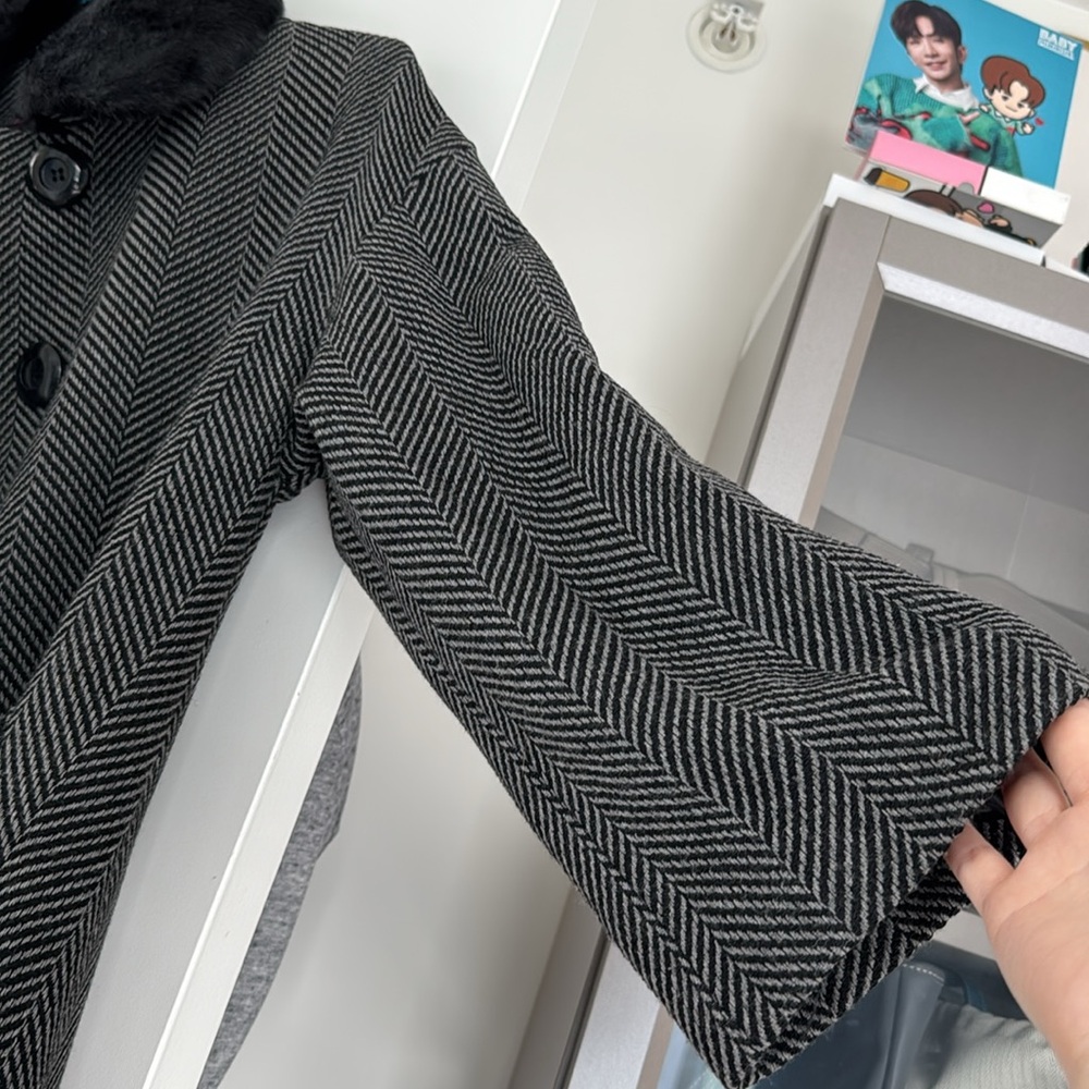 M&S women wool jacket with faux fur collar - Picture 5 of 6